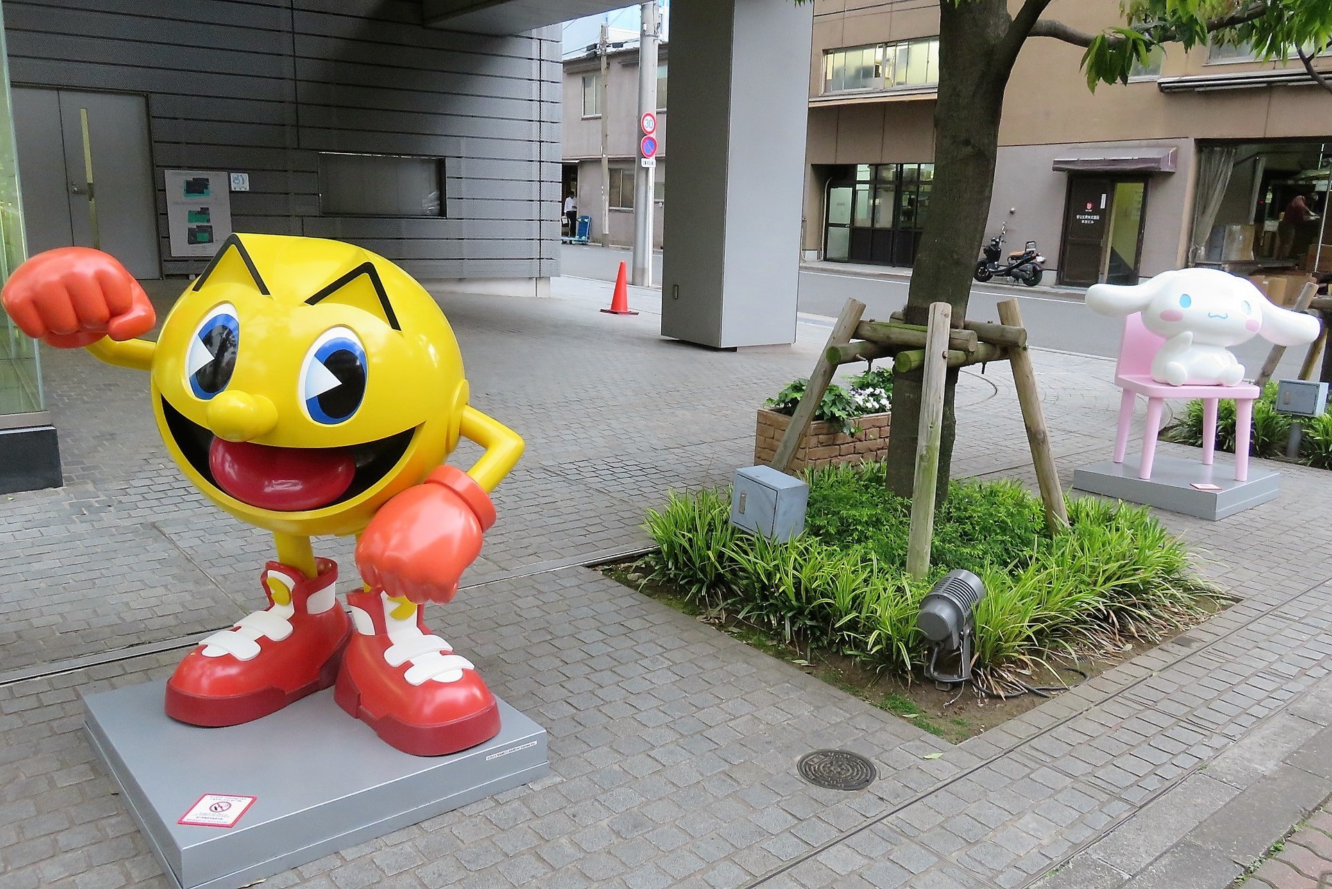 No342 楽しさいっぱい 街角キャラクター ニッポン デジカメ 見て歩き